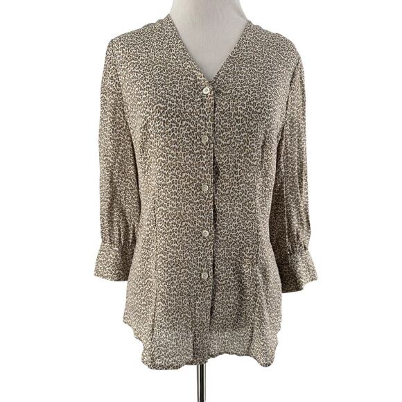 Paperwhite Women's White Leopard Print 100% Silk Button-Up Blouse Size 4 - Picture 1 of 5